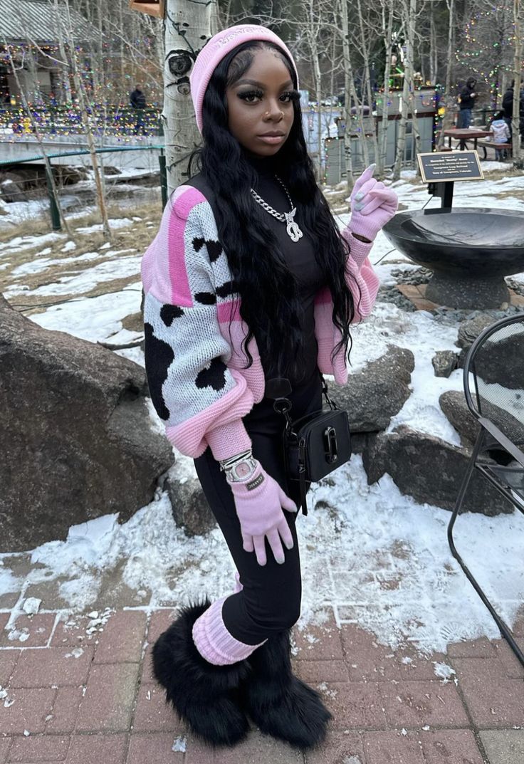 Winter Outfits Aesthetic Baddie, Cute Snowy Winter Outfits, Pink Birthday Outfits Black Women Winter, Girly Winter Outfits Black Women, Cute Winter Fits Baddie, Shien Winter Outfits, Baddie Winter Birthday Outfit, Pink And Brown Outfit Black Women, Outfit Ideas Winter Black Women