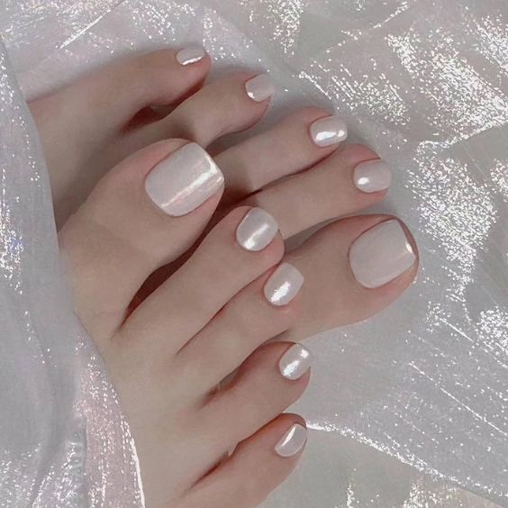 Glazed Toe Nails Toenail Inspo Summer, Feet Nails Design Summer 2024, Leg Nail Art Design, Bright Toe Nails, Foot Nails Design, Leg Nails, Nautical Nail Designs, Foot Nail Art, Blue Toe Nails