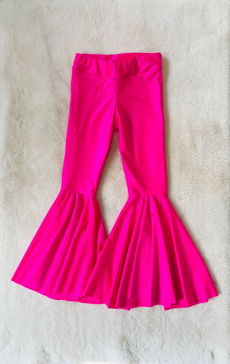 Excited to share this item from my #etsy shop: Hot Pink Bell Bottom Flare Pants More Colors Available! Bell Bottoms|Newborn Flare Pants|Bell Bottoms|Hippie Flare Pants| Baby Bell Bottoms Hippie Flare Pants, Retro 70s Fashion, Hippie Trousers, Baby Bell Bottoms, 70s Mode, Newborn Fashion, Retro Revival, Bell Pants, Vintage Trends