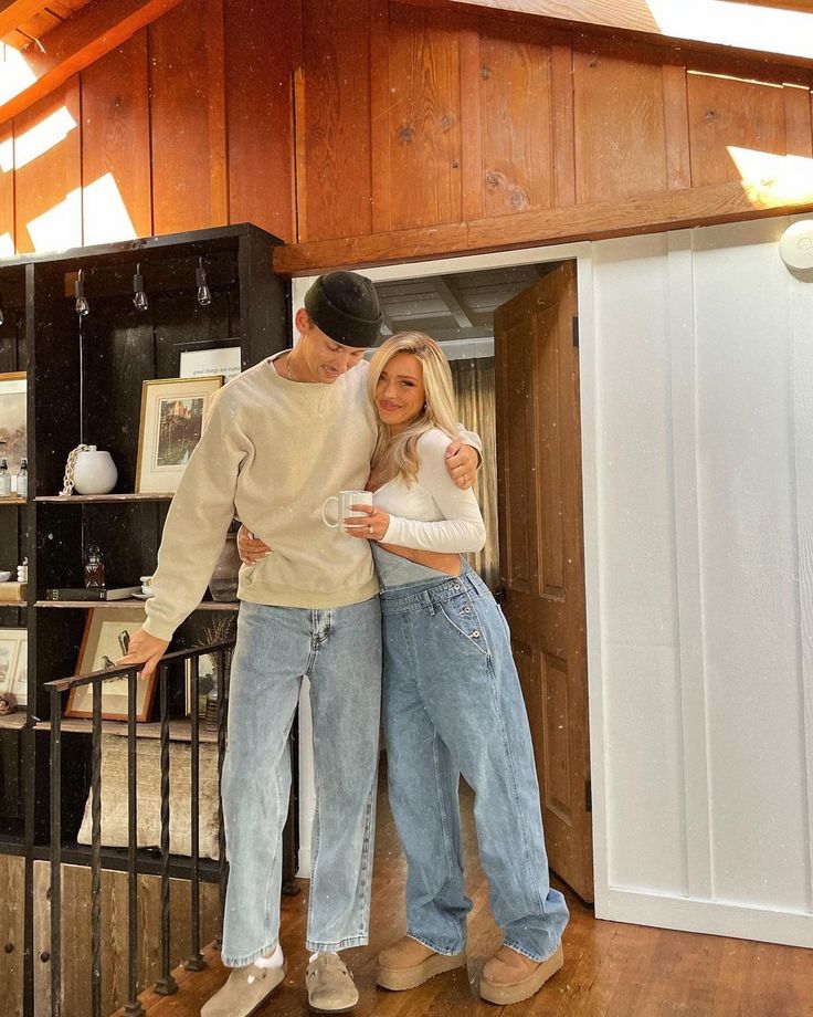 Winter Couple Outfits Matching, Matching Uggs Outfit With Boyfriend, Matching Couple Outfits Winter, Cabin Outfit Fall, Clogs Outfit Winter, Overalls Outfit Winter, Fall Couple Outfits, Honeymoon Aesthetic, Cabin Outfit