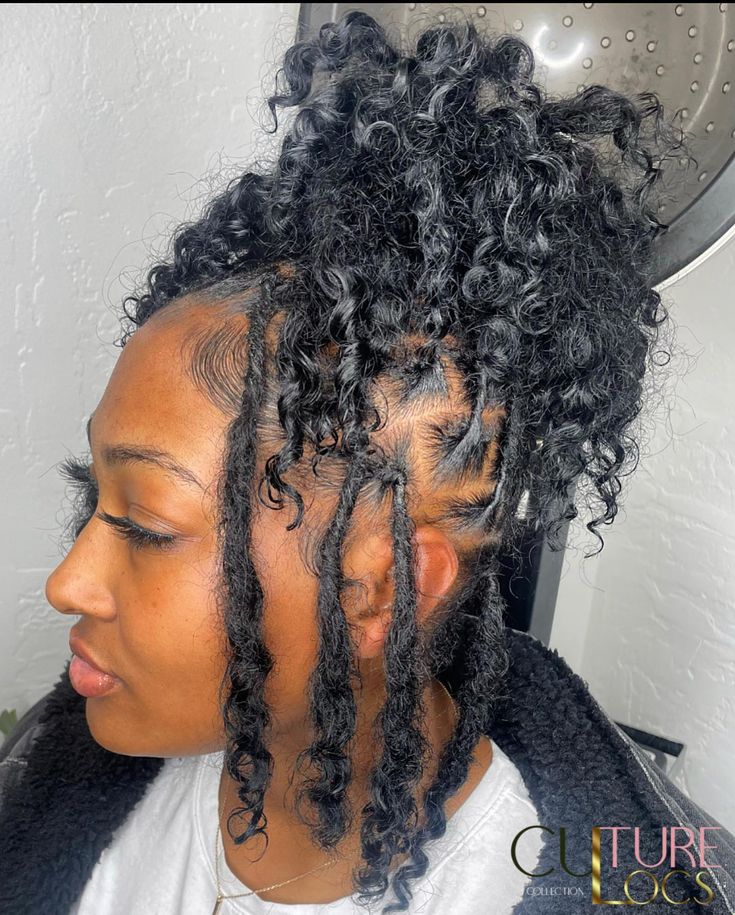 Goddess Starter Locs, Goddess Locs Real Hair, Coil Locs, Female Loc Styles, Locs Starter, Colored Locs, Curly Locs, Cute Natural Hairstyles, Natural Hair Short Cuts