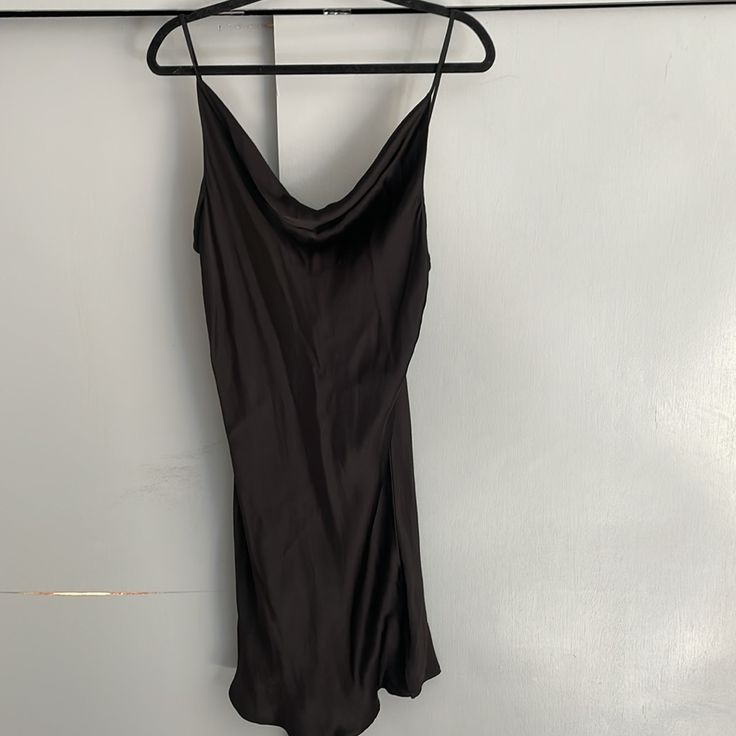 Black Silk Dress Nwt Black Midi Dress For Spring Night, Casual Black Slip Dress For Evening, Casual Black Dresses For Night, Casual Black Night Dress, Black Mini Slip Dress For Evening, Chic Black Mini Dress For Night, Chic Black Night Dresses, Black Dress For Night, Black Silk Dress