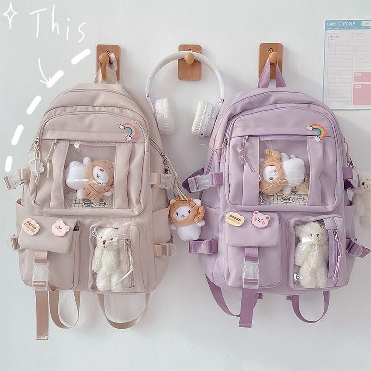 Teddy Bear Backpack: 4 colors to choose from Newly added, our cute Teddy Bear Backpacks! With a large capacity of 20-35 litre and a handy interior phone pocket, alongside our free worldwide shipping as part of our KUMA tracked delivery service Harajuku Backpack, Ita Backpack, Girly Backpacks, Cute School Bags, Style College, Stylish School Bags, Kawaii Bags, Kawaii Backpack, Cute Stationary