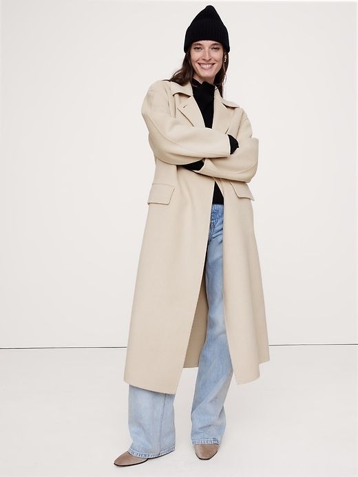 Oversized Double-Faced Scarf Coat | Banana Republic Outfits For Beach, Best Outfits For Women, Trendy Outfits For Summer, Casual Outfits For Work, Outfits For Date, Matching Outfits For Couples, Vacation Winter, Outfit For Travel, Special Occasion Outfits