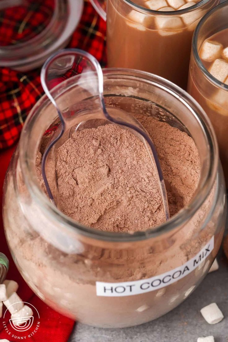 hot cocoa mix in a jar with marshmallows