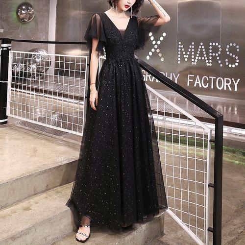 Sparkle Black Formal Gown (Stunning) Black V-neck Gown For Banquet, Black Floor-length Party Gown, V-neck Evening Dress For Banquet And Gala, Evening Gown With V-neck In Dressy Style, Elegant Gown For Party Season Banquets, Elegant Gown For Banquet And Party Season, Black Floor-length Gown For Party, Black Prom Dresses For Prom Season, Black Prom Season Party Gown