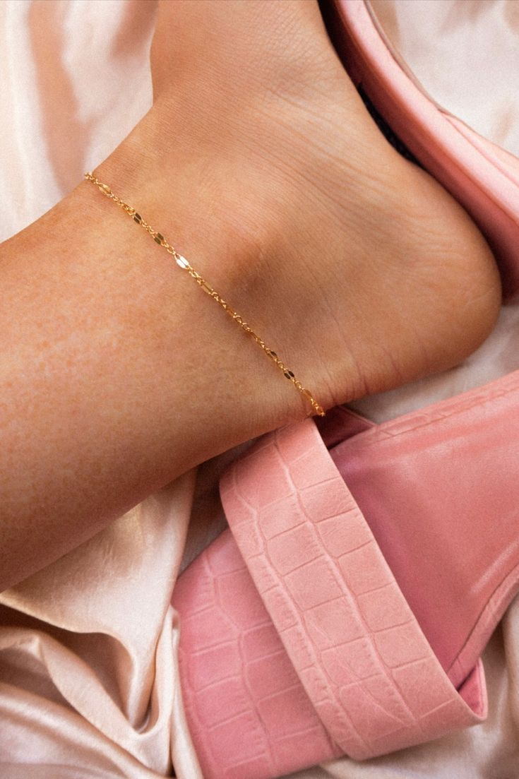 Vica Anklet from BEADS by tara Dainty Summer Party Jewelry, Dainty Summer Party Anklets, Dainty Summer Party Bracelets, Dainty Summer Bracelets With Adjustable Chain, Dainty Summer Bracelet With Adjustable Chain, Trendy Gold Anklet With Adjustable Chain, Trendy Adjustable Delicate Chain Anklet, Delicate Gold Anklets For Summer, Gold Delicate Anklets For Summer