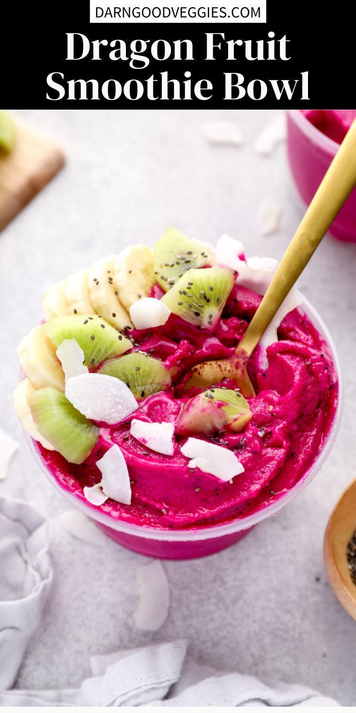 dragon fruit smoothie bowl with kiwis and bananas