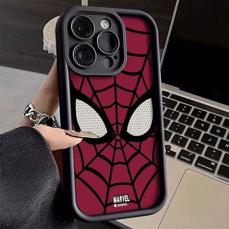 the spiderman face is on this case