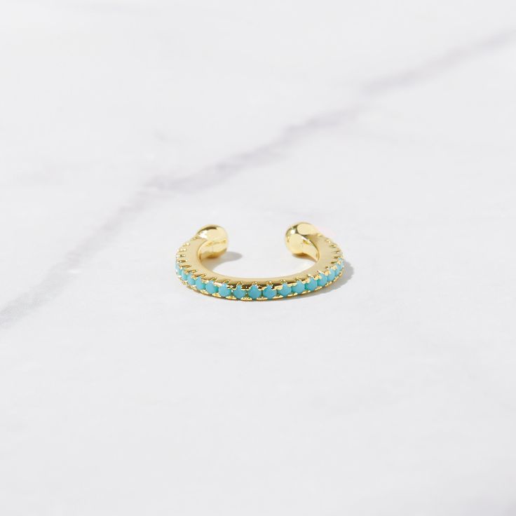 Layering Diamond Necklaces, Minimalist Ear Cuff, Edgy Accessories, Fake Piercing, Gold Ear Cuff, Wrap Earrings, Tiny Studs, Ruby Emerald, Tiny Stud Earrings