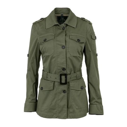 "nleash your adventurous spirit with our Women's Green Safari Jacket. Blending fashion and function, this safari jacket offers versatile and elegant options for your outdoor explorations. Shop the Beretta Women's Serengeti Jacket now! Safari Jacket Women, Serengeti Safari, Summer Collection Men, Shooting Bags, African Plains, Vintage Interior Design, Fur Sweater, Hunting Boots, Safari Jacket