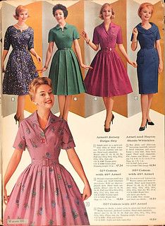 Sears Fall/Winter 1961 | barbiescanner | Flickr Retro Looks, Christmas Catalogs, 1960s Fashion, 60s Fashion, 1950s Fashion, Green Dress, Retro Fashion, Vintage Dresses, Vintage Outfits