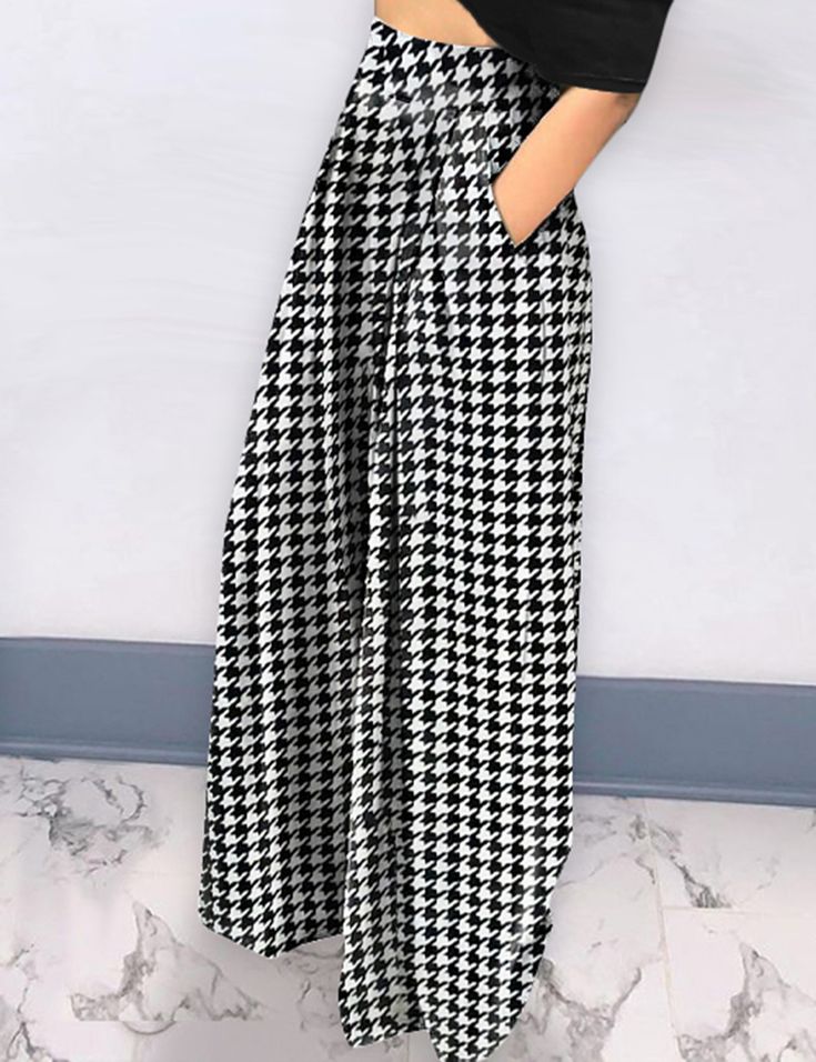 Black Plaid Print Wide Leg Pants with Pockets Casual High-waisted Houndstooth Pants, Casual Houndstooth Bottoms For Summer, Casual Houndstooth Pattern Bottoms For Summer, Casual Houndstooth Summer Bottoms, Casual Black Houndstooth Pants, Casual Black Pants With Houndstooth Pattern, Black Wide Leg Bottoms With Houndstooth Pattern, Casual Houndstooth Ankle-length Pants, Black Houndstooth Trousers