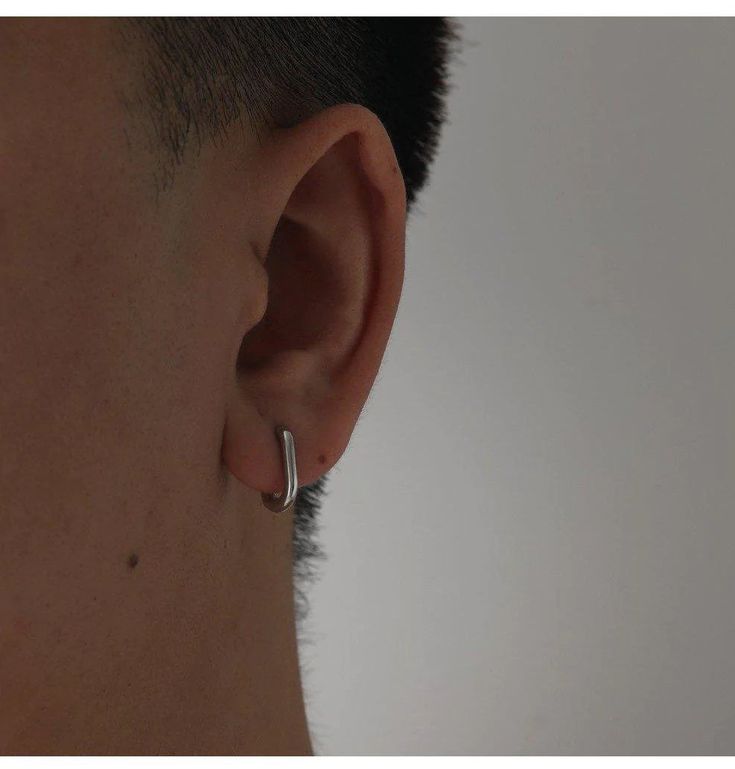 Type: AccessoriesGender: MaleMaterial: Sterling silverSize: Length 14mm, width 11mm Casual Silver Single Earring, Casual Single Silver Earring, Masculine Earrings, Male Earrings, Best Earrings For Men, Best Earrings, Stud Earrings For Men, Earrings For Men, Earrings Ear