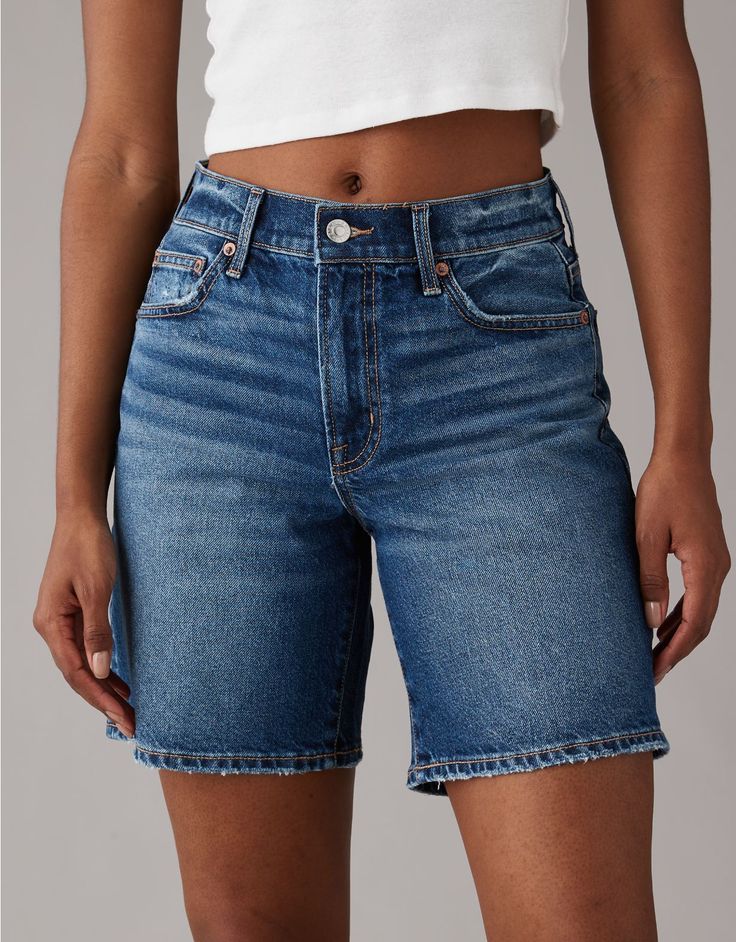 AE Strigid 8" Perfect Denim Bermuda Short Bermuda Shorts Outfit Women, Bermuda Shorts Outfit Summer, Denim Bermuda Shorts Outfit, Long Denim Shorts Outfit, Bermuda Shorts Outfit, Modest Shorts, Long Denim Shorts, Jean Short Outfits, Denim Shorts Outfit