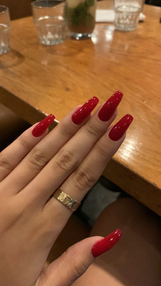 Red Nails No Design, Cool Red Acrylic Nails, Simple Red Nails Coffin, Red Acrylic Nails Straight, Red Ballerina Nails Long, Long Red Coffin Acrylic Nails, Full Red Acrylic Nails, Gloss Red Nails, Bright Red Coffin Acrylic Nails