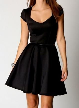 Sweetheart neck black skater dress, casual, day work wear,  Dress, Retro Dress  Vintage style, Casual Black Skater Dress, Beauty And Fashion, Everyday Dresses, Sweetheart Neck, Fashion Mode, Looks Style, Dress Ideas, Coco Chanel, Retro Dress