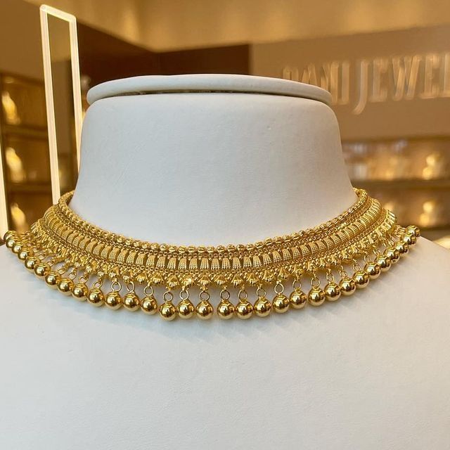 Gadwali Jwellery, Kumaoni Jewellery, Gold Choker Necklace Indian, Choker Gold Necklace, Necklace Set Indian Bridal Jewelry, Indian Gold Necklace Designs, Vintage Indian Jewelry, Simple Necklace Everyday, Wedding Jewellery Designs