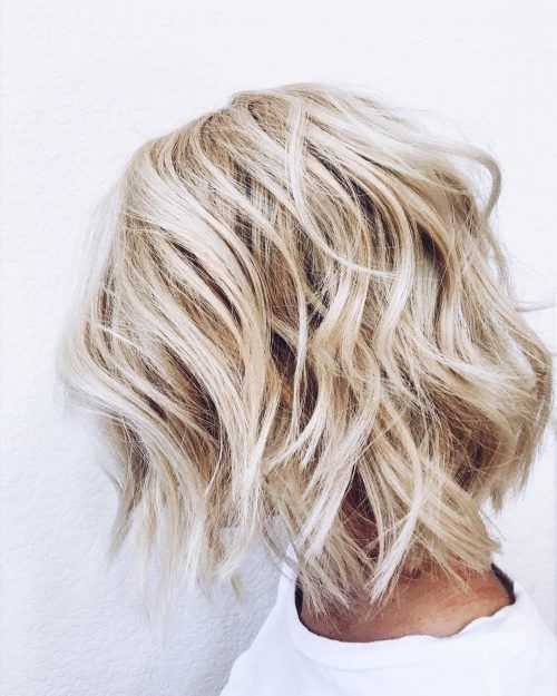 31 New & Fresh Short Blonde Hair Ideas for 2020 Champagne Blond, Latest Hair Color, Champagne Blonde, Layered Bob Hairstyles, Kebabs, Short Blonde, Short Blonde Hair, Short Hair With Layers, Cool Hair Color