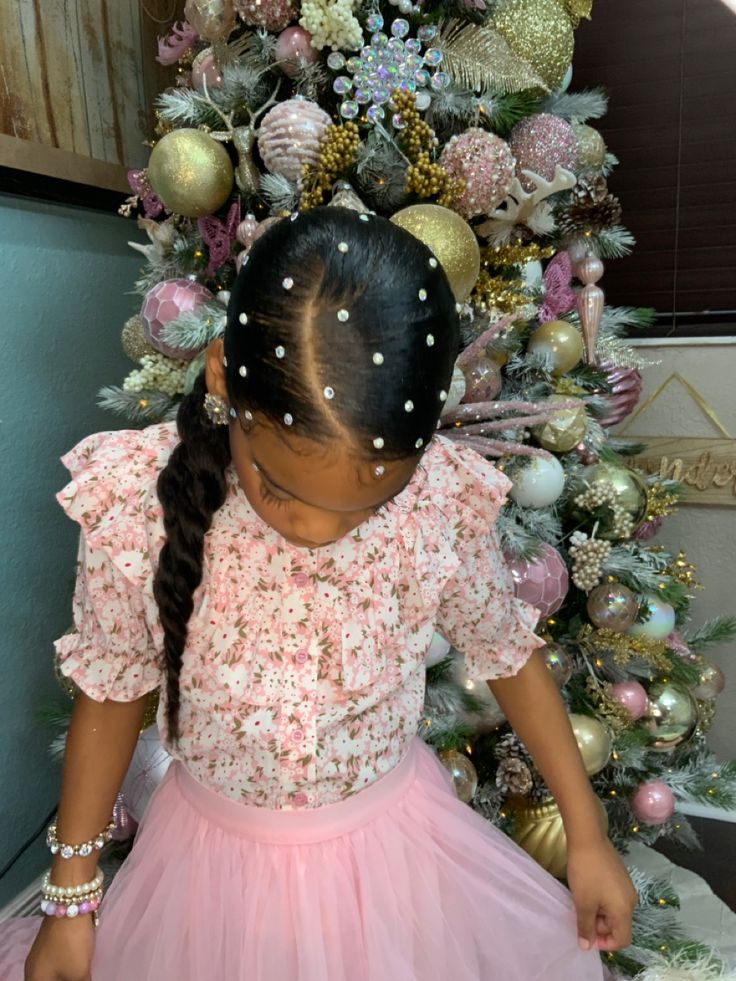 Ballet Dancer Hairstyle, Ponytail With Gems, Graduation Hairstyles Braids, Graduation Hairstyles For Kids, Black Flower Girl Hairstyles, Flower Girl Hairstyles Black Kids, Styles For Black Hair, Cute Cornrows, Black Hair Short