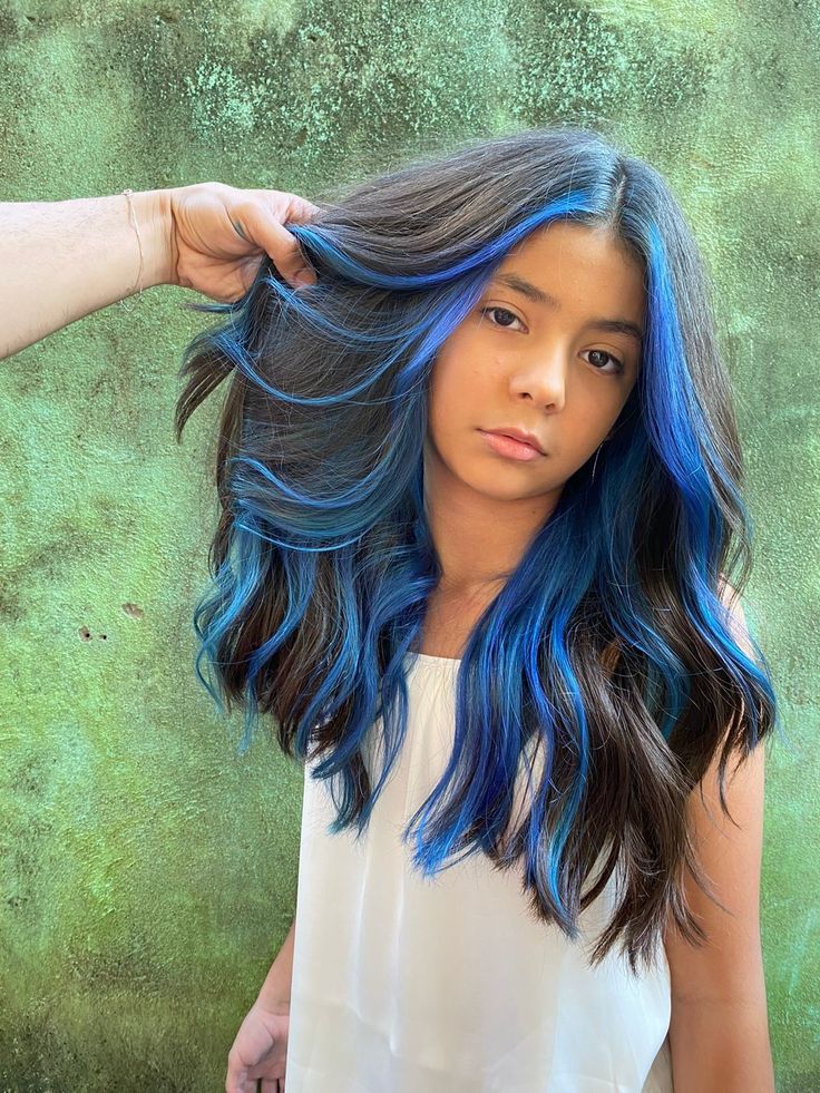 Blue Color Blocking Hair, Blue Halo Hair Color, Dyed Hair Inspiration Blue, Teal Underneath Hair, Under Hair Dye Purple, Blue Extensions Hair, Black And Light Blue Hair, Purple Hair Color Ideas For Blondes, Blue And Purple Hair Highlights