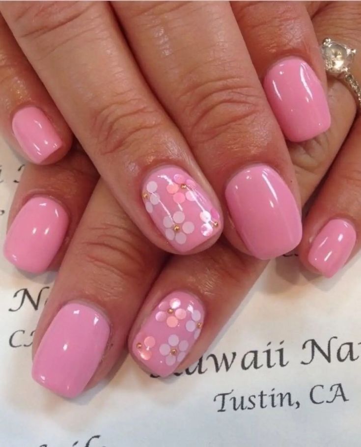 Top 30 Short Gel Nails for Summer 2024: Pink Trends & Designs Dip Nails 2024, Unghie Nail Art, Short Gel Nails, Dot Nail Art, Pretty Nail Art Designs, Cute Gel Nails, Shellac Nails, Pretty Nail Art, Nails 2024