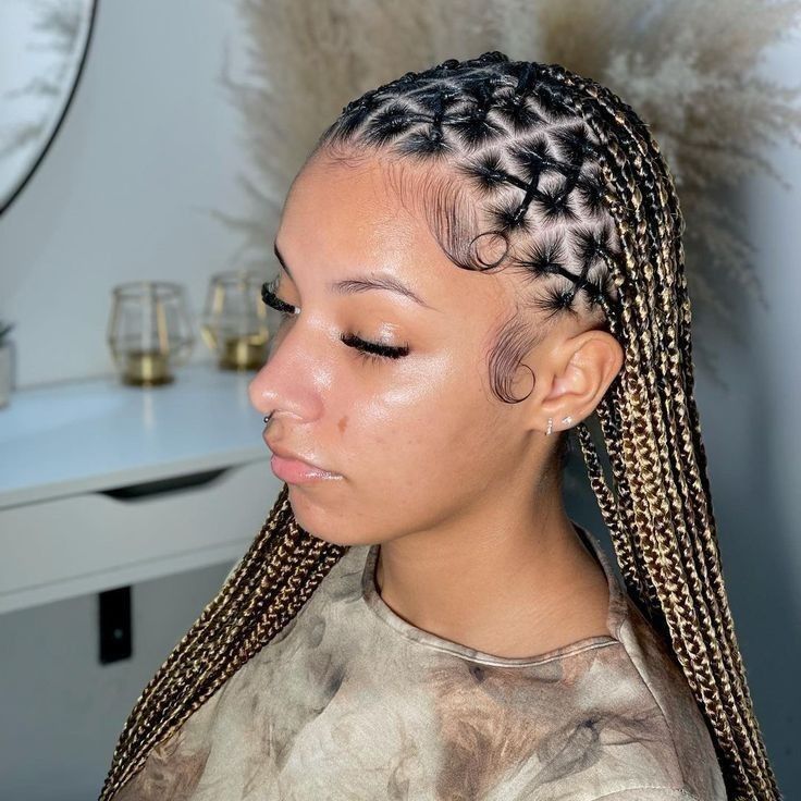 Cris Cross Rubber Band Hairstyles, Med Braids, Criss Cross Fulani Braids, Rubber Band Braids, Cross Knotless Braids, Criss Cross Knotless Braids, Knotless Braids With Curls, Braids And Curls, Curled Hair With Braid