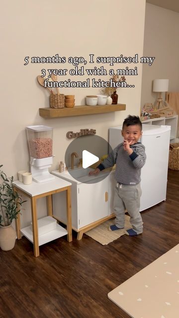 Play Kitchen Counter Space, Functioning Play Kitchen, Montessori Mini Fridge, Montessori Kitchen Station With Mini Fridge, Kids Kitchen Organization Ideas, Kids Montessori Kitchen, Play Kitchen Set Up Ideas, Kids Functional Kitchen, Montessori Functional Kitchen