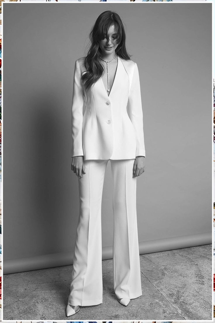 Wedding Outfits - Buy while it is still available - So act immediately! Click to visit! Business Style Women, White Ballgown, Bridal Pantsuit, White Wedding Suit, Wedding Pantsuit, White Pantsuit, Bride Suit, Bridal Suits, Women Suits Wedding