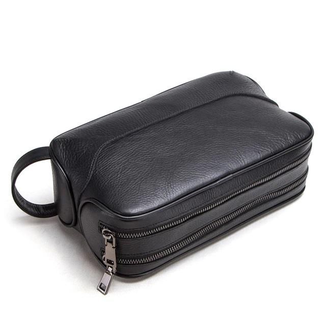 Delivered to you in 3 days.
Go with the Sogaïa™ Luxury Leather Toiletry Bag for MenGenuine Leather, necessary for exceptional or daily use for all your travels.


PRACTICAL: It allows you to the space you need to store your toiletries (toothbrush, toothpaste, shower gel, deodorant, razor, soap...), so you always have all your essential body care products at hand, and can travel with complete peace of mind!

QUALITY LEATHER: A leather goods with exceptional finish qualityall in leather that can w Leather Business Bag, Mens Toiletry Bag, Leather Cosmetic Bag, Leather Toiletry Bag, Briefcase For Men, Travel Organizer, Vanity Case, Elegant Man, Business Bag