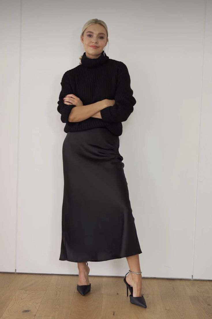 Black Satin Skirt Outfit Party, Black Silk Skirt Outfit, Tulle Skirt Outfits Casual, Mass Outfit, Satin Dress Outfit, Lydia Tomlinson, Silk Skirt Outfit, Silk Dresses Outfit, Skirt Styling