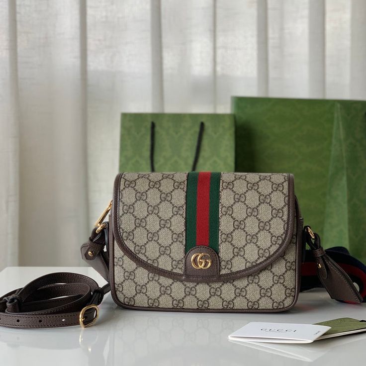 GUCCI SIZE :23X17X7cm Gucci Fashion, Coach Bag, Gucci Handbags, Gucci Bags, Branded Handbags, Luxury Accessories, Exclusive Collection, Luxury Handbags, Travel Luggage