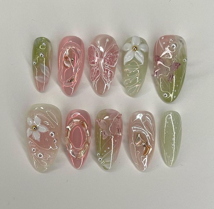 Ethereal Nail Designs, Creative Manicure Ideas, Y2k Gel X Nails, Iridescent Floral Nails, Cute Shellac Nail Ideas, Green And Pink Gel Nails, Fairy Nail Ideas, Green And Pink Nails Designs, Pink And Green Nails Design