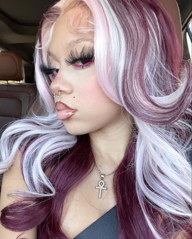 Fairy Hair Color, Unique Wig Hairstyles, Different Hair Color Ideas, Pelo Color Vino, Y2k Hairstyles, Nordic Tattoo, Hair Streaks, Dyed Hair Inspiration, Pretty Hair Color