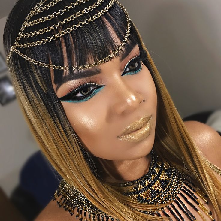 Mummy Cleopatra, Pharaoh Makeup, Cleopatra Make-up, Egyptian Make Up, Egypt Makeup, Egyptian Eye Makeup, Cleopatra Makeup, Egyptian Halloween, Egyptian Hairstyles