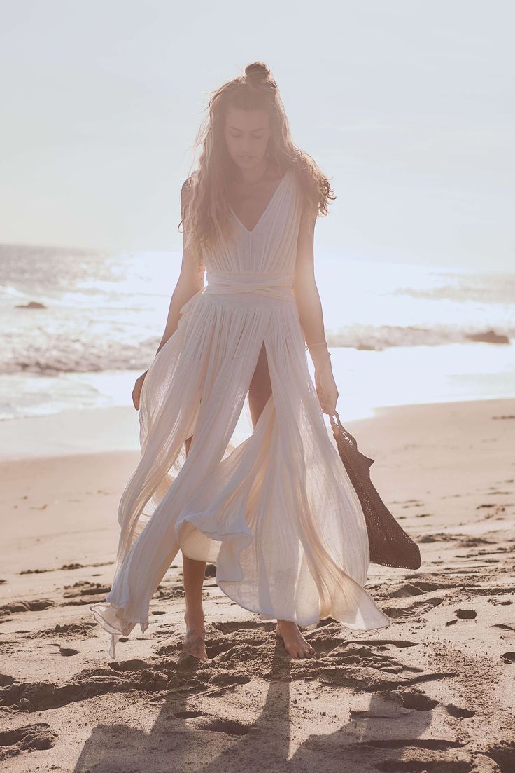 Prism Maxi Dress Pirate Dress, Fashion Outfits Dresses, White Flowy Dress, Branding Photoshoot Inspiration, Outfits Dresses, Turkish Bath, Branding Photoshoot, Boho Maxi, Blouse Outfit