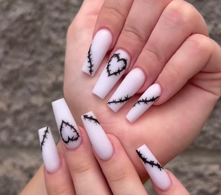 Follow for more interesting Pins!<3 Transform your nails into a winter wonderland with our enchanting Christmas nail paint styles! Embrace the cozy elegance of the season with rich jewel tones, shimmering metallic, and festive patterns that capture the magic of falling snowflakes. Our collection has the perfect shades to make your nails the highlight of any holiday gathering. #winternails #christmasnails #ladiesfashion #nailpaintstyles #nails #nailpaints #christmas Nail Designs Acrylic Halloween, Anti Valentines Day Nails Acrylic, Halloween Nail Ideas Acrylic, Fake Nails Designs, Punk Nails, Grunge Nails, Simple Acrylic Nails, Uñas Acrilicas, Girls Nails