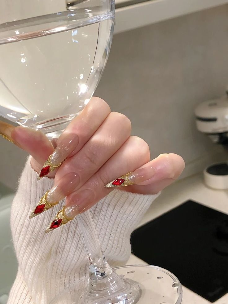 Red Stilletos Nails, Classy Long Nails, Regal Nails, Royal Nails, Gel Nail Tutorial, Long Red Nails, Quick Nail Art, Asian Nails, Hello Nails