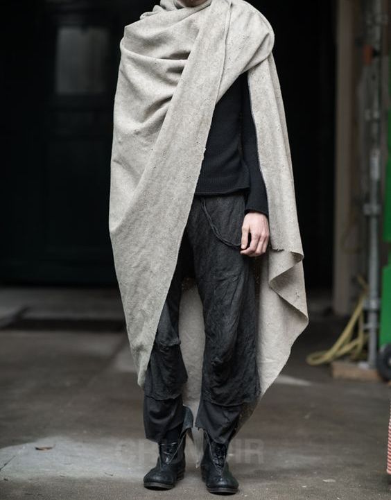 Cloth Study, Joseph Costume, Medieval Cloak, Cyberpunk Fashion, Mode Casual, Future Fashion, Fantasy Clothing, Fantasy Fashion, Outfits Casual