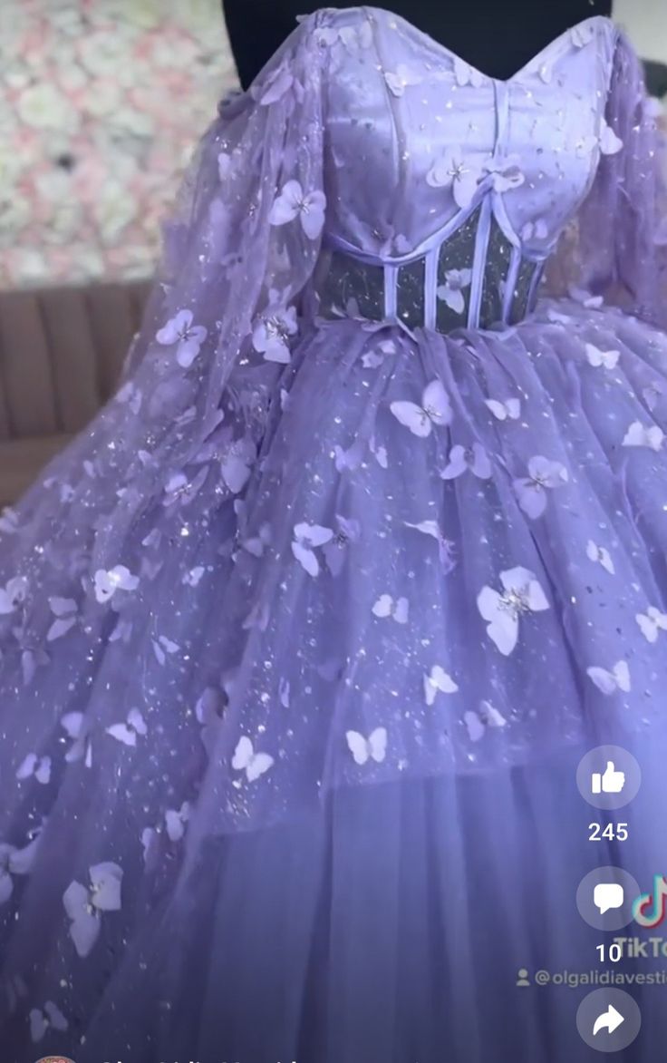 Purple Prom Dress With Butterflies, Puffy Dresses Purple, Quinceanera Dresses Lavender Purple, Lavender Poofy Dress, Lavender Sweet 16 Dresses Butterfly, Purple Big Dress, Purple Quinceanera Dresses With Sleeves, Qencenera Dresses Purple, Sweet 16 Butterfly Dress