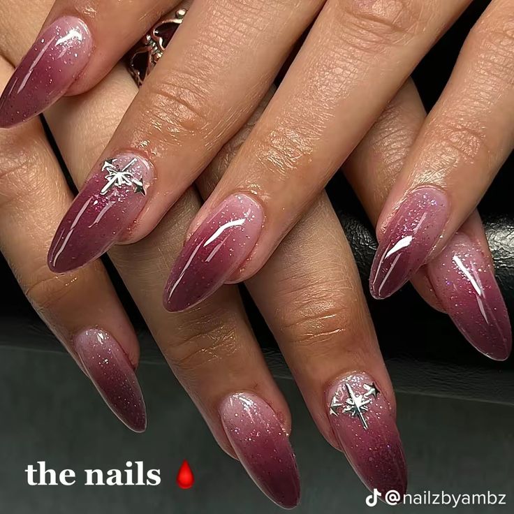 Burgundy Sparkle Nails, Ombre Burgundy, Burgundy Nails, Sparkle Nails, Classy Nails, Ombre Nails, Nails Nailart, Swag Nails, Nail Colors