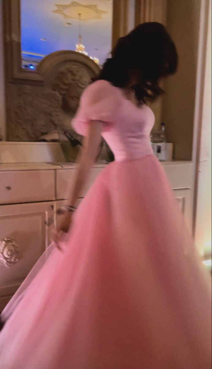 Ball Gown Pictures, Pink Birthday Gown, Cottage Core Pink Aesthetic, Pretty Pink Princess Dress, Pink Ballgown Aesthetic, Sleeping Beauty Prom Dress, Long Pink Dress Aesthetic, Pink Princess Aesthetic Dress, Pink Gown Aesthetic