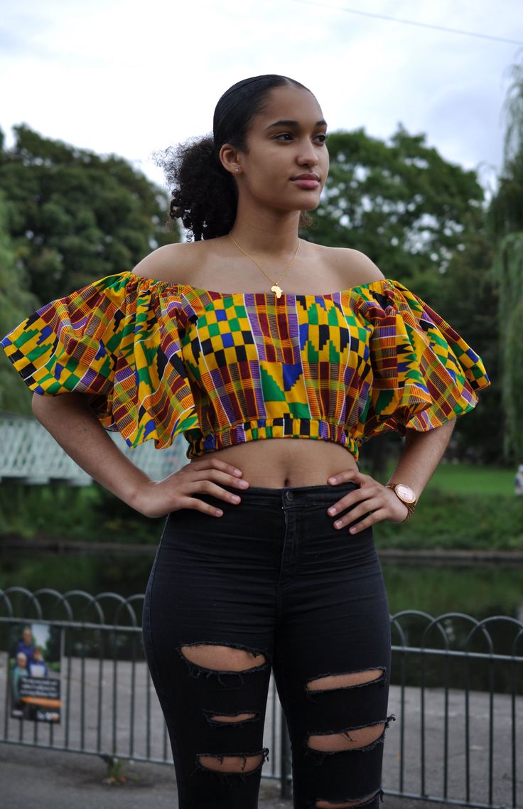 Africa print cotton crop top. It gives a sophisticated and elegant on a jeans or skirt for casual day out Casual Fitted Printed Crop Top, Fitted Casual Printed Crop Top, Chic Cotton Cropped Shirt, Chic Multicolor Printed Crop Top, Spring Cotton Cropped Crop Top, Printed Cotton Crop Top For Spring, Spring Cotton Printed Crop Top, Spring Printed Cotton Crop Top, Chic Cotton Cropped Shirt For Summer