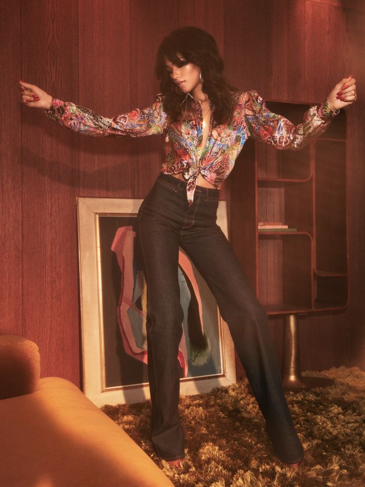 70s Shoot, Mode Zendaya, Look Disco, Jeans Trend, Zendaya Style, Disco Fashion, Fest Outfits, 70s Party, 70s Aesthetic