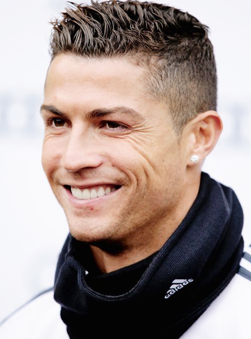 Short Spiky Hair Christiano Ronaldo Haircut Hairstyles, Cristiano Ronaldo Hairstyle Haircuts, Ronaldo Cristiano Hairstyle, Soccer Boy Haircut, Boys Crewcut Haircut, Boys Soccer Haircut, Christiano Ronaldo Hair, Footballer Haircuts, Soccer Haircut