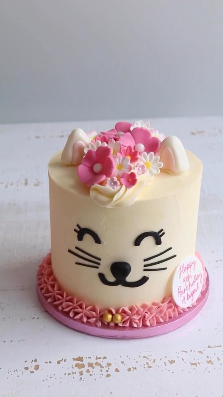 Buttercream Cat Face Cake cakeofinstagram Cat Face Cake, Unicorn Number Cake, Matilda Cake, Birthday Cake For Cat, Face Cake, 6th Birthday Cakes, Number Cake Toppers, Unicorn Birthday Cake, Animal Cakes