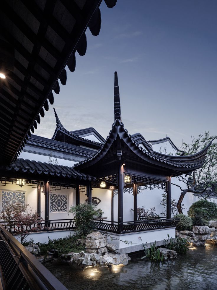 Chinese Architecture Traditional, Chinese Mansion, Chinese House, Chinese Garden, Modern Chinese, Chinese Architecture, Japanese House, Chinese Culture, Style House