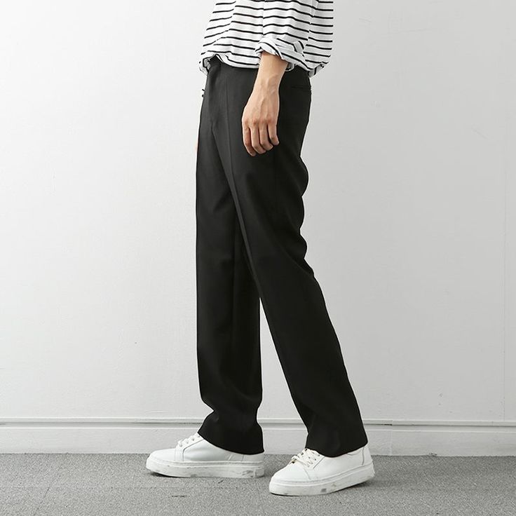 Classic Streetwear Trousers, Streetwear Trousers With Welt Pockets, Classic Black Pants With Pockets, Classic Black Cargo Pants For Work, Classic Straight Pants For Streetwear, Classic Straight Leg Streetwear Pants, Baggy Black Straight Leg Work Pants, Baggy Straight Leg Black Work Pants, Black Stretch Wide Leg Work Pants