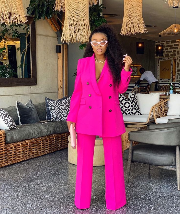 Sithelo Shozi on Instagram: ““throw me to the wolves & I'll return leading the pack” 🐺” Suit Black Woman, Long Black Fur Coat, Sithelo Shozi, Hot Pink Suit, Pink Suits Women, Black Woman Luxury Aesthetic, South African Celebrities, Throw Me To The Wolves, Pink Suits