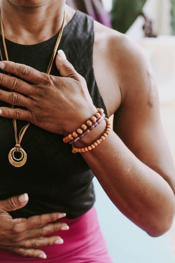 This DharmaShop essential wrist mala is handmade in Nepal with sweet-smelling Sandalwood beads and one silver spacer. As these natural wood beads are from the earth, they will directly remind you of your connection to nature and your potential to grow. A simple, low profile design with natural wood beads is great for every day wear! Sandalwood is a sacred wood with a lovely aromatic scent that is excellent for staying present and alert during meditation, which makes it wonderful for ritual and s